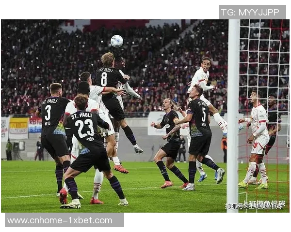 现代足球对决珀斯光荣谁能在赛场上书写新的传奇篇章